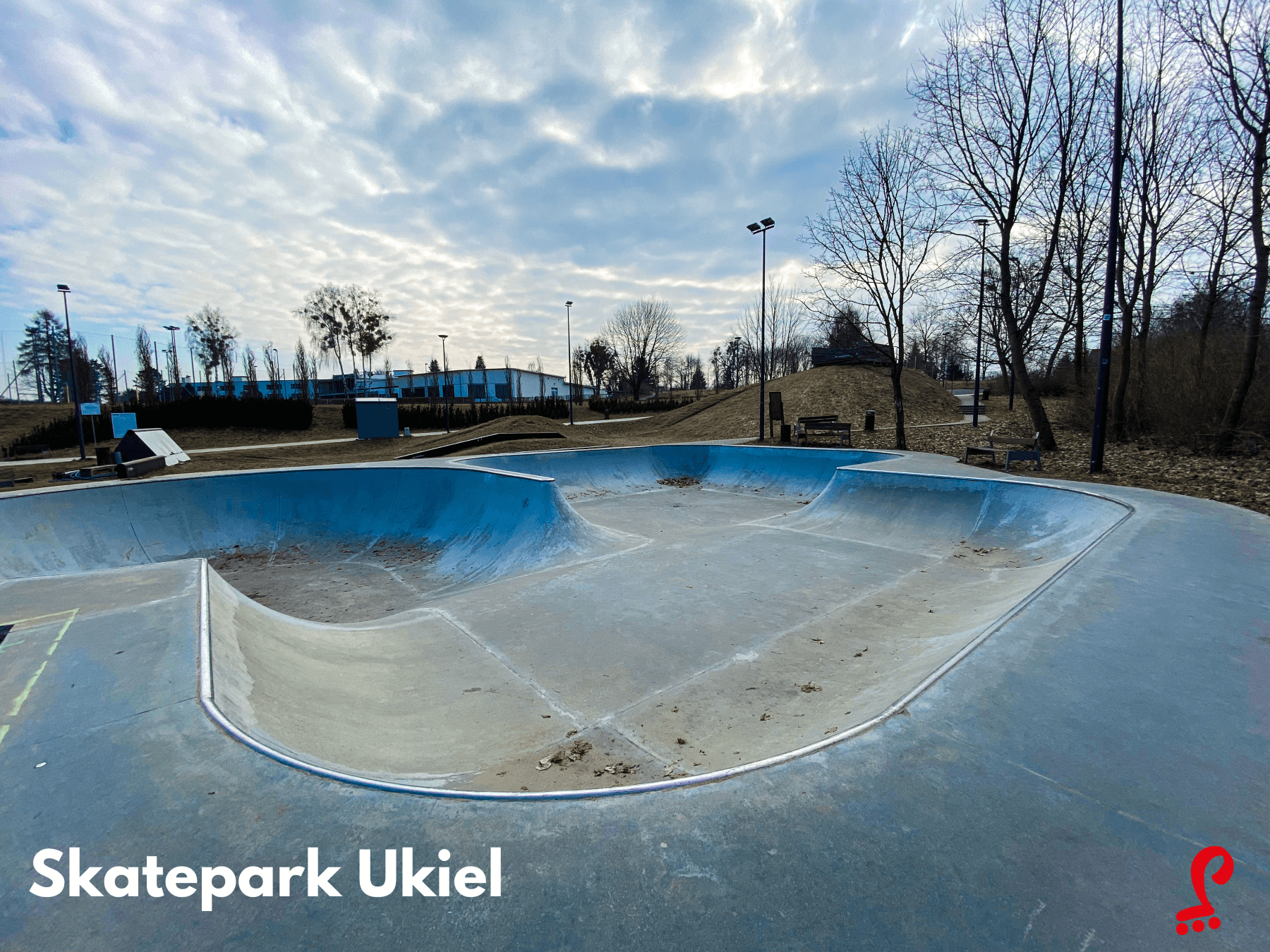 Skatepark Ukiel - Plaża miejska w Olsztynie. Nauka jazdy na rolkach. R'ols.